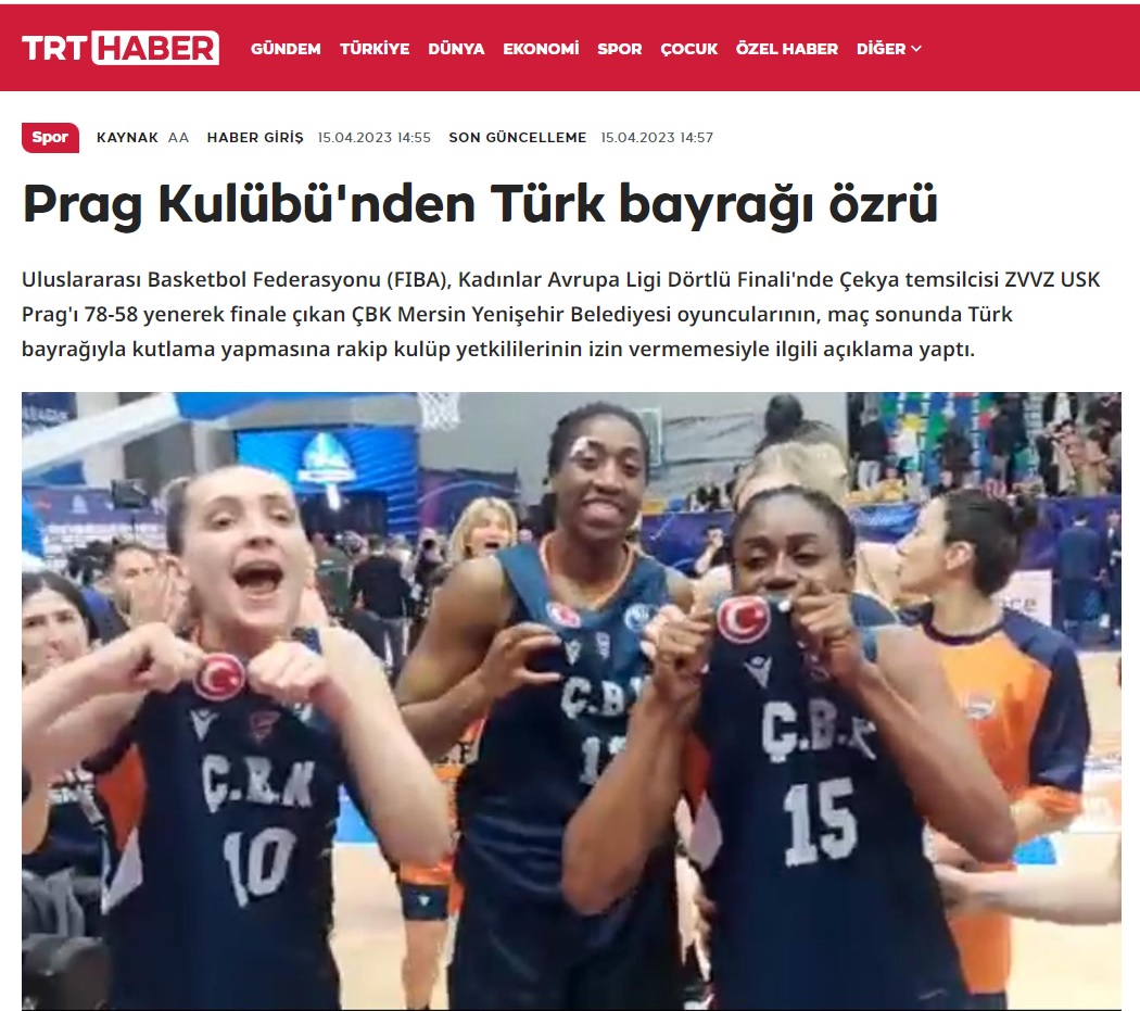 Prag’da Türk bayrağına karşı çirkin tavır