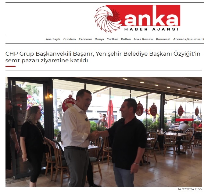 Başkan Abdullah Özyiğit, Aydınlıkevler’de semt pazarını gezdi