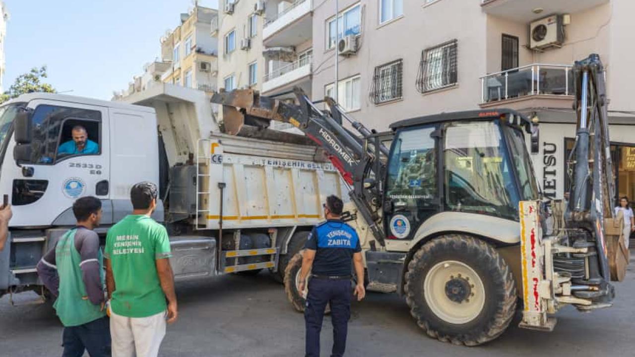 Yenişehir Belediyesi kaldırım ve yol işgali denetimlerini sürdürüyor