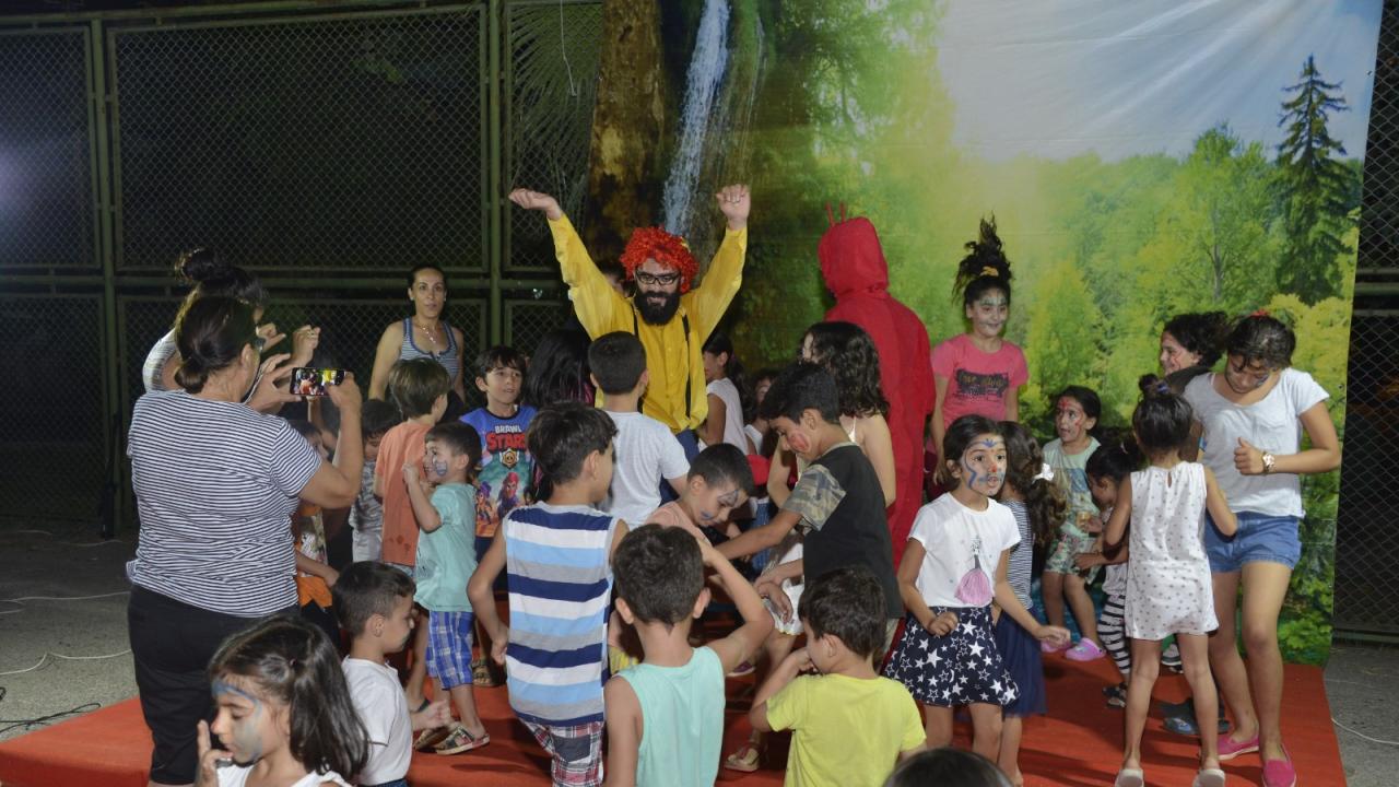 Yenişehir Belediyesi, çocuk tiyatrosunu mahallelere taşıyor