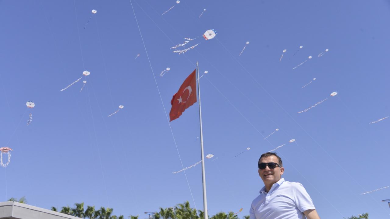 Hayallerini Gökyüzüne Yazdılar