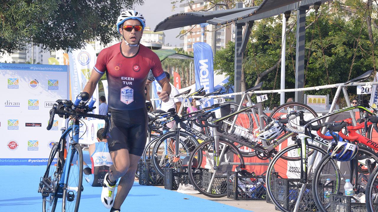 Yenişehir Triatlonu'nun İlk Şampiyonları Polatçı Ve Yazıcı