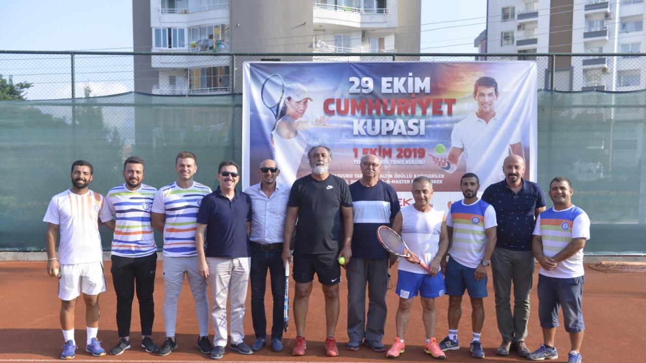Cumhuriyet Kupası Tenis Turnuvası Başladı