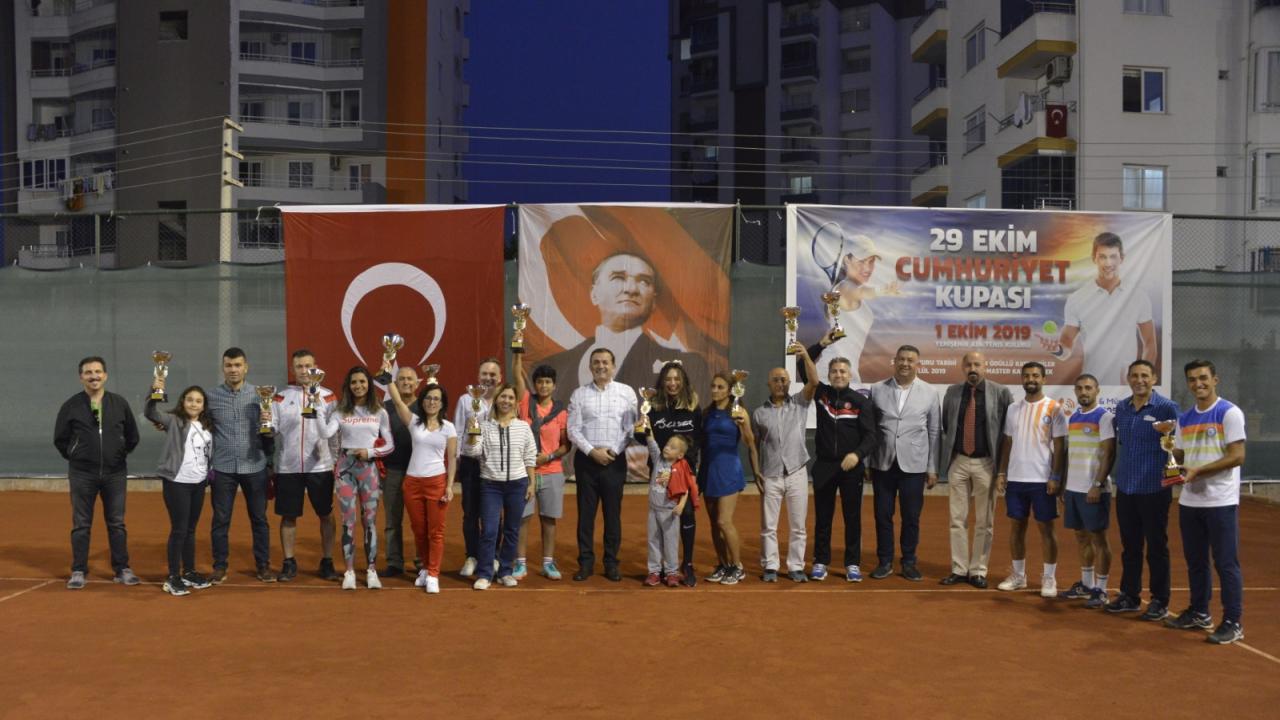 Cumhuriyet Kupası Tenis Turnuvası Sona Erdi