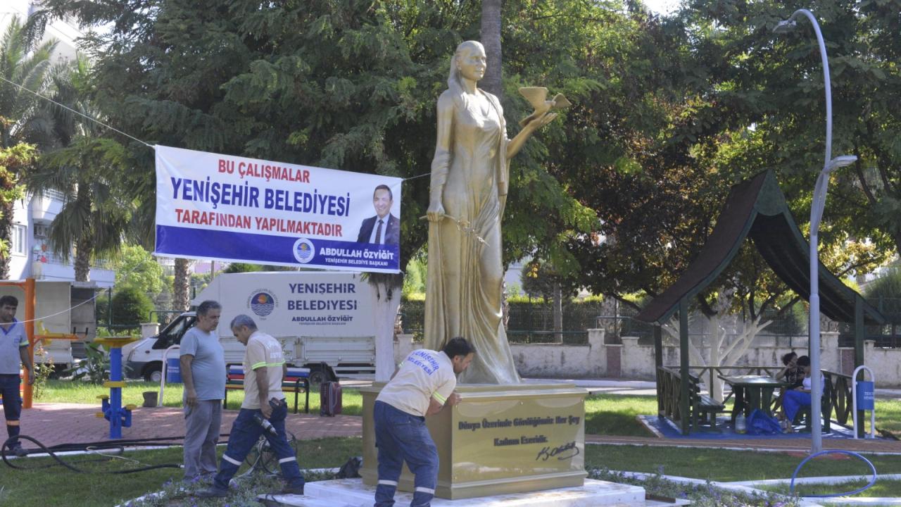 Yenişehir’e Barış Heykeli