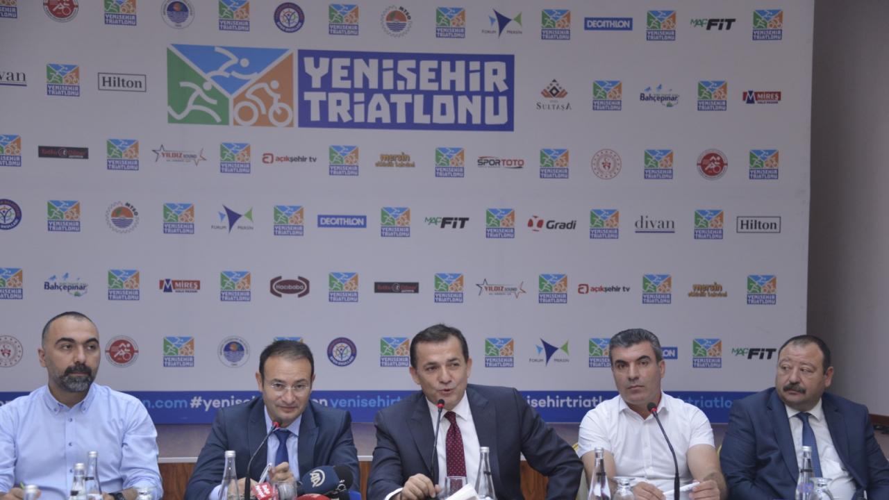 Triatletler Mersin-Yenişehir’de Sahaya İniyor