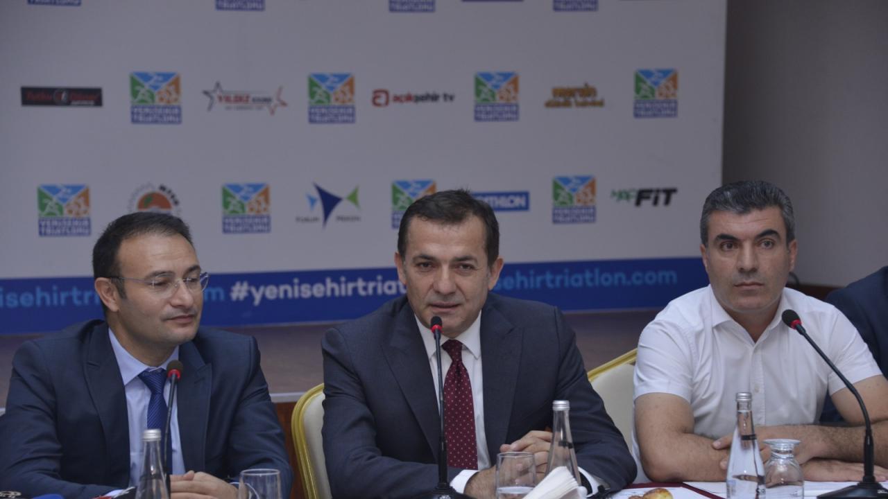 Triatletler Mersin-Yenişehir’de Sahaya İniyor