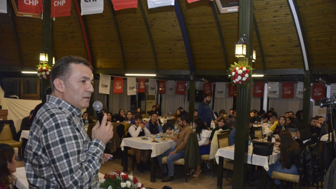 Özyiğit’ten Gençlere ‘Proje Getirin’ Çağrısı