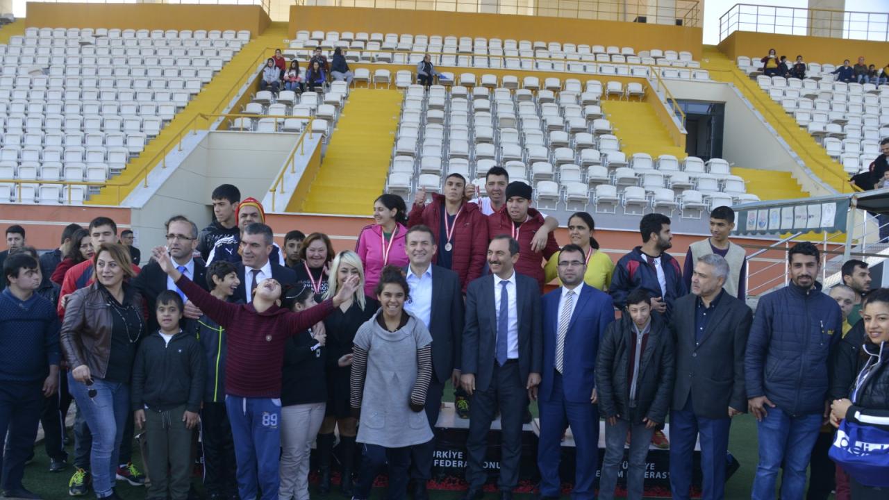 Başkan Özyiğit, Özel Sporcularla Buluştu