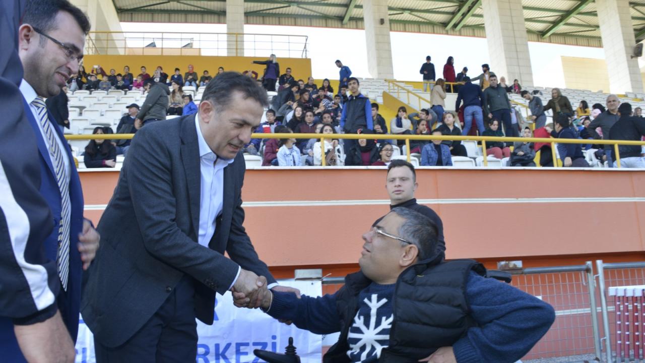 Başkan Özyiğit, Özel Sporcularla Buluştu