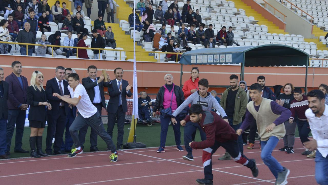 Başkan Özyiğit, Özel Sporcularla Buluştu