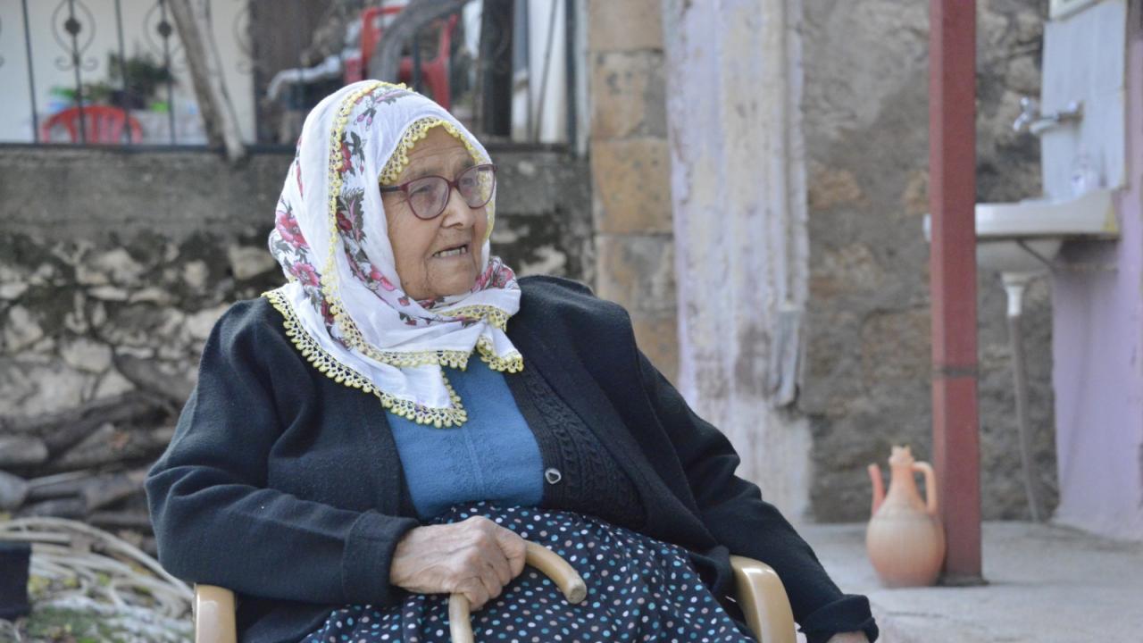 Dürdane Teyze Göz Sağlığına Kavuştu