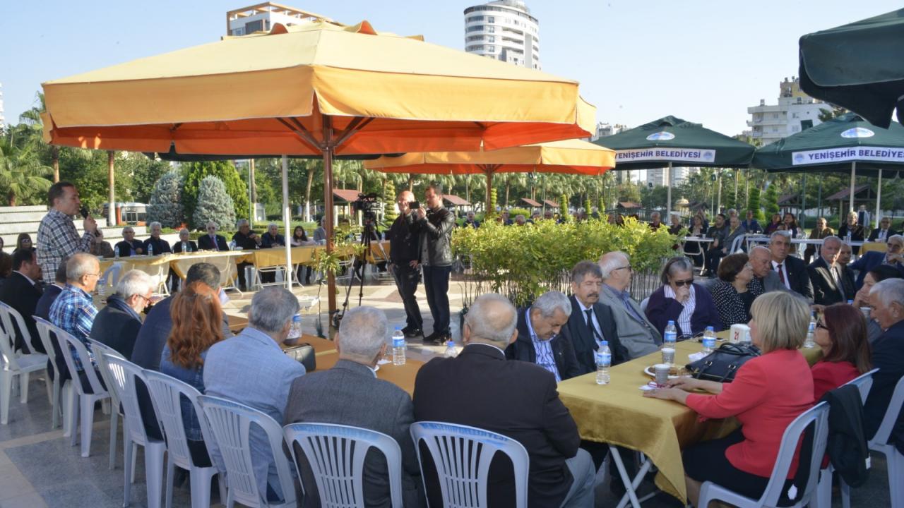 Yenişehir Belediyesi Emekli Öğretmenleri unutmadı.