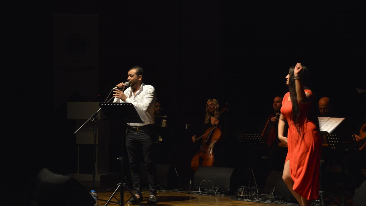 Yenişehir Belediyesi Mozaik Korosu Büyüledi