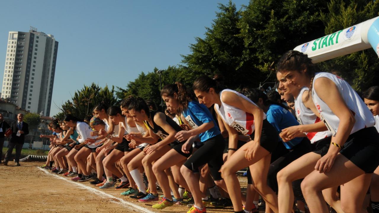 Kros Ligi Startı Yenişehir'de Verdi