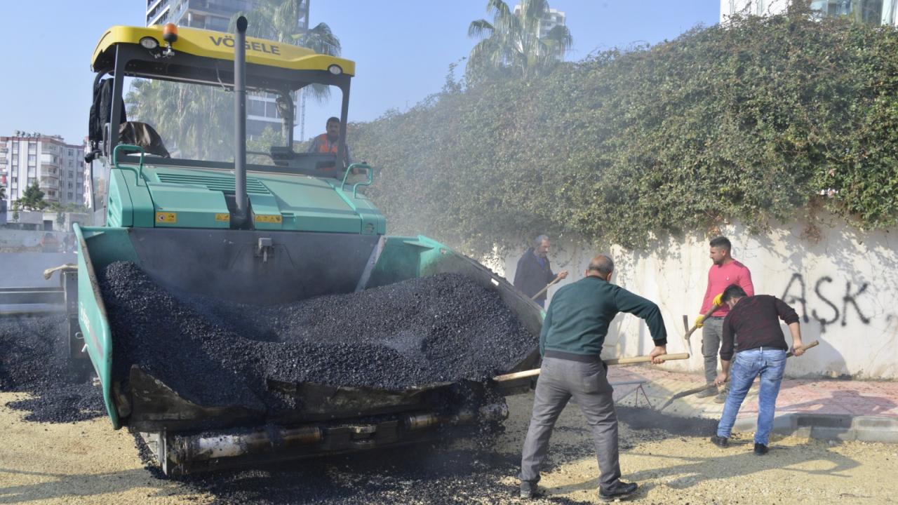 Yenişehir’de Asfalt Çalışmaları Sürüyor