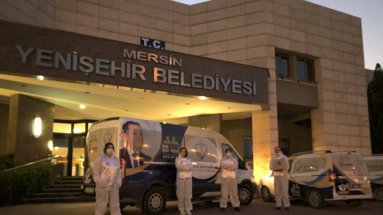 Sokağa Çıkma Yasağında Doğum Günü Sürprizi
