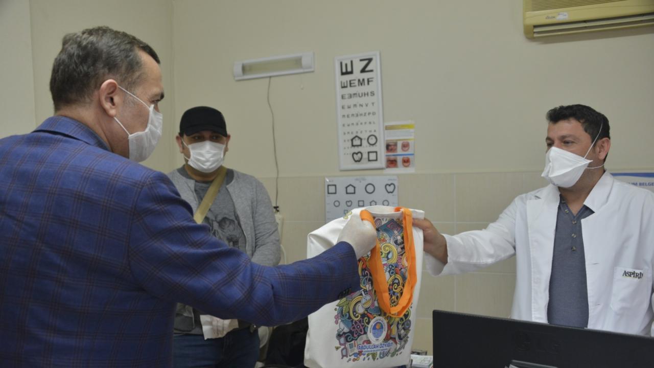 Yenişehir Belediyesi Vatandaşları Virüsten Koruyor