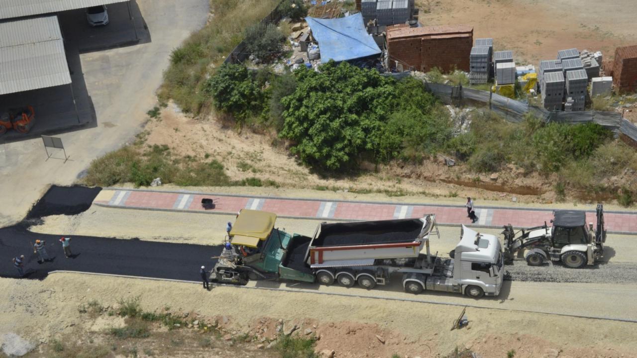 Yenişehir Belediyesi kenti nakış nakış işliyor