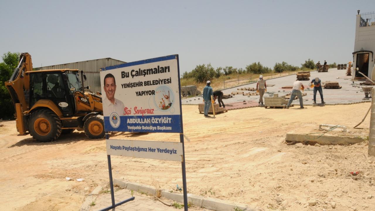 Yenişehir Belediyesi kenti nakış nakış işliyor