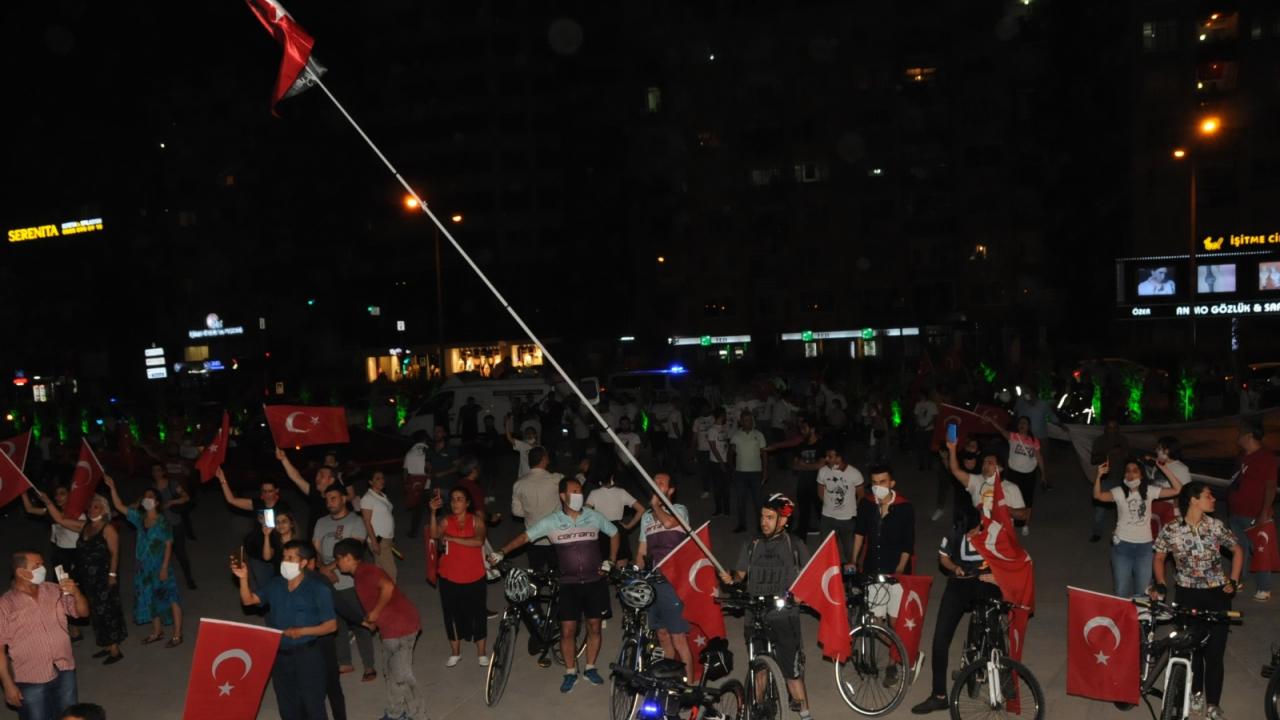 Yenişehir’de muhteşem bayram coşkusu