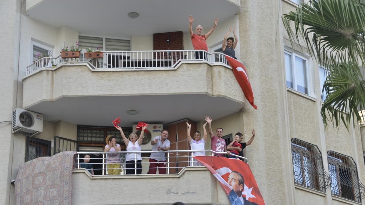 Yenişehir’de muhteşem bayram coşkusu