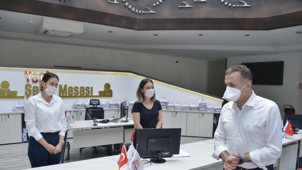 Başkan Özyiğit, personellerle buluşmaya devam ediyor