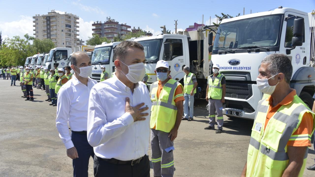Başkan Özyiğit’ten temizlik personellerine özel teşekkür 