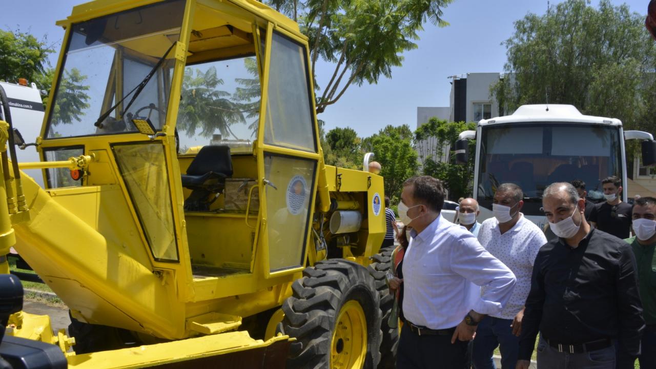 Yenişehir Belediyesi hurda araçları hizmete kazandırıyor