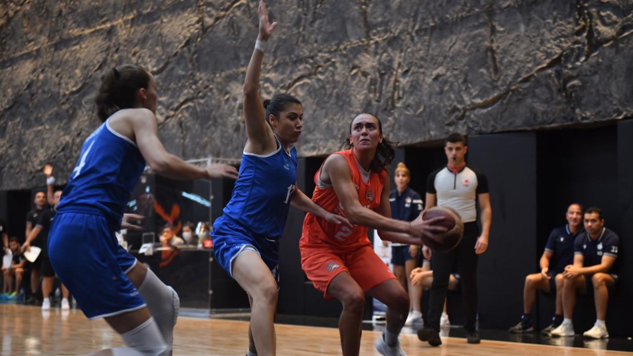 Müfide İlhan Kadın Basketbol Turnuvası Başladı
