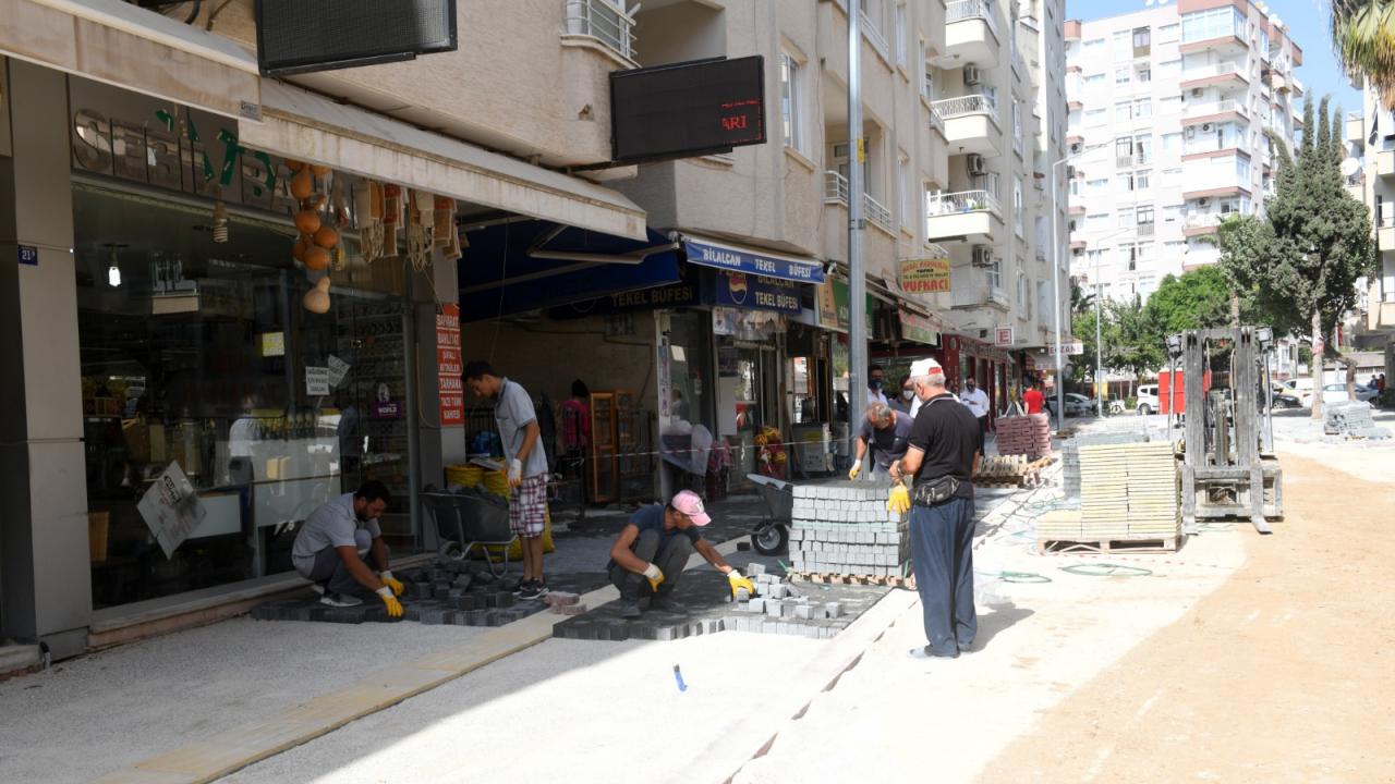 Başkan Özyiğit’ten Alanya Sokağı’nda yoğun mesai 