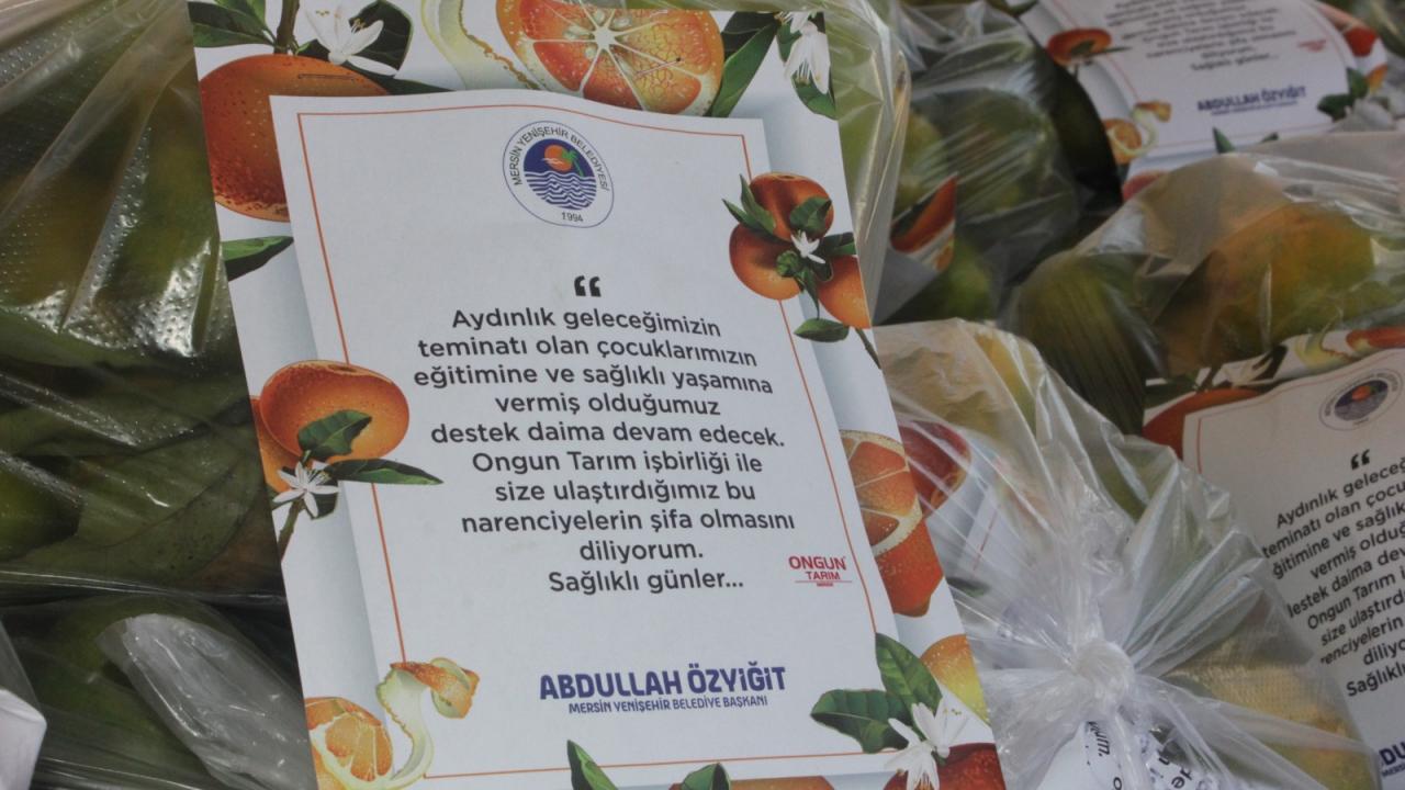 Yenişehir Belediyesi 20 ton narenciye dağıttı