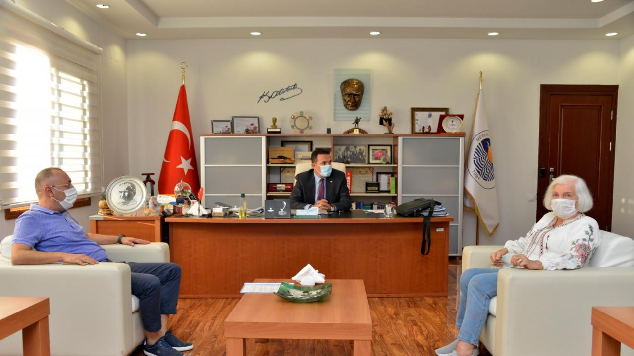 Yenişehir Belediyesi Ülkü Ongun Kütüphanesi kuruluyor