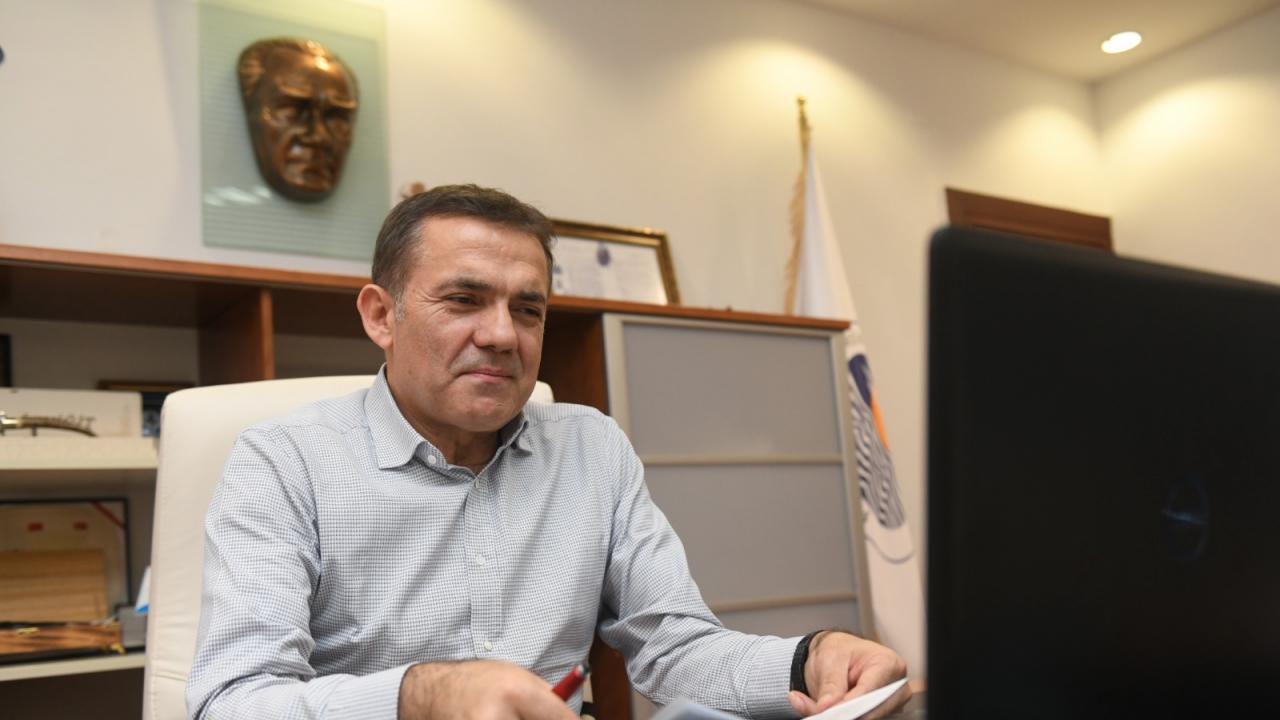 Yenişehir Belediye Başkanı Abdullah Özyiğit Minik Bilim Kahramanları ile bir araya geldi