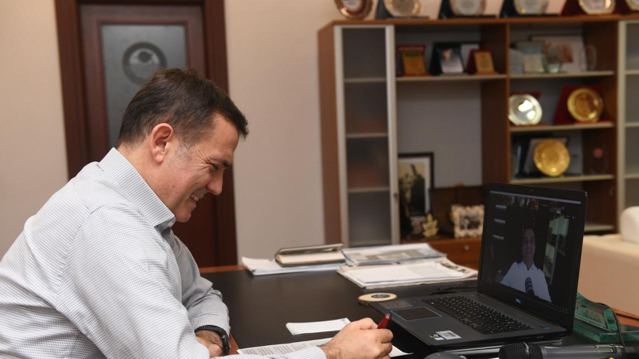Yenişehir Belediye Başkanı Abdullah Özyiğit Minik Bilim Kahramanları ile bir araya geldi