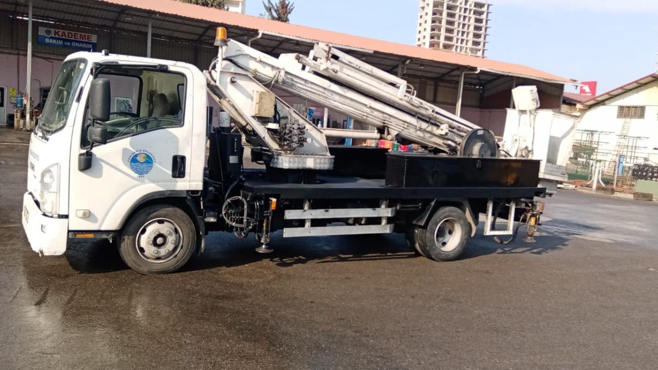Yenişehir Belediyesi atıl durumdaki araçları hizmete kazandırıyor