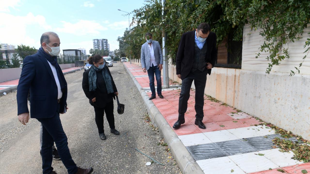 Başkan Özyiğit, yol yapım ve onarım çalışmalarını inceledi