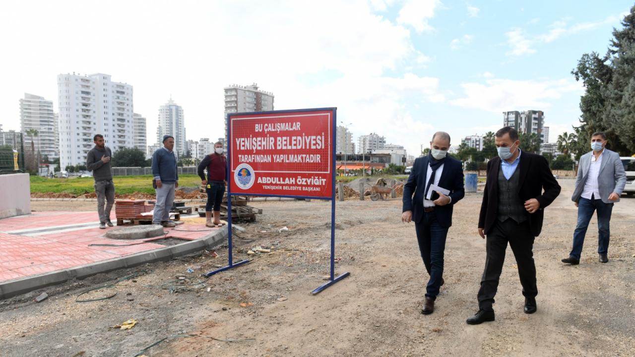 Başkan Özyiğit, yol yapım ve onarım çalışmalarını inceledi