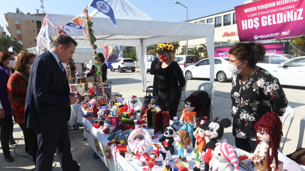 Sevgililer Günü hediyeleri üretici kadınlardan