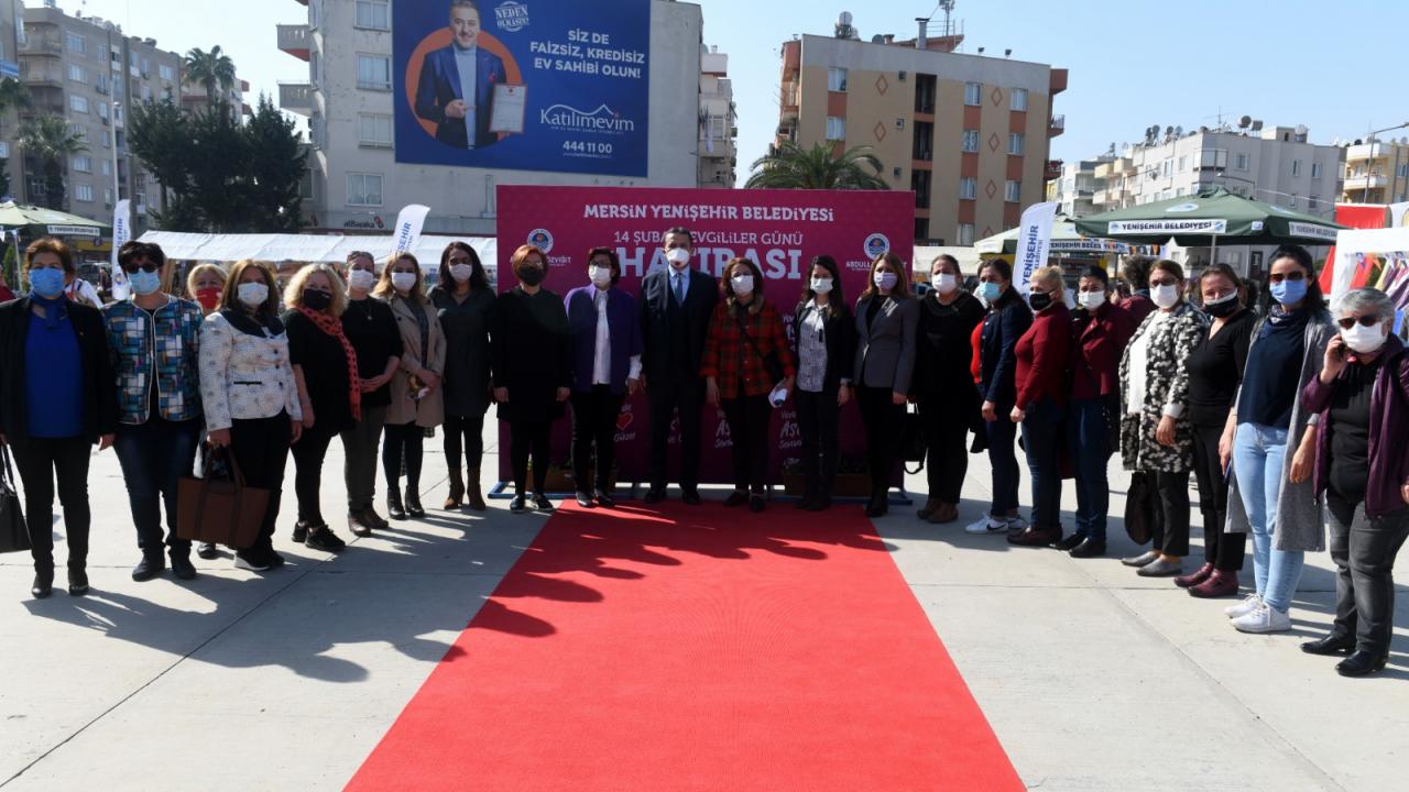 Sevgililer Günü hediyeleri üretici kadınlardan