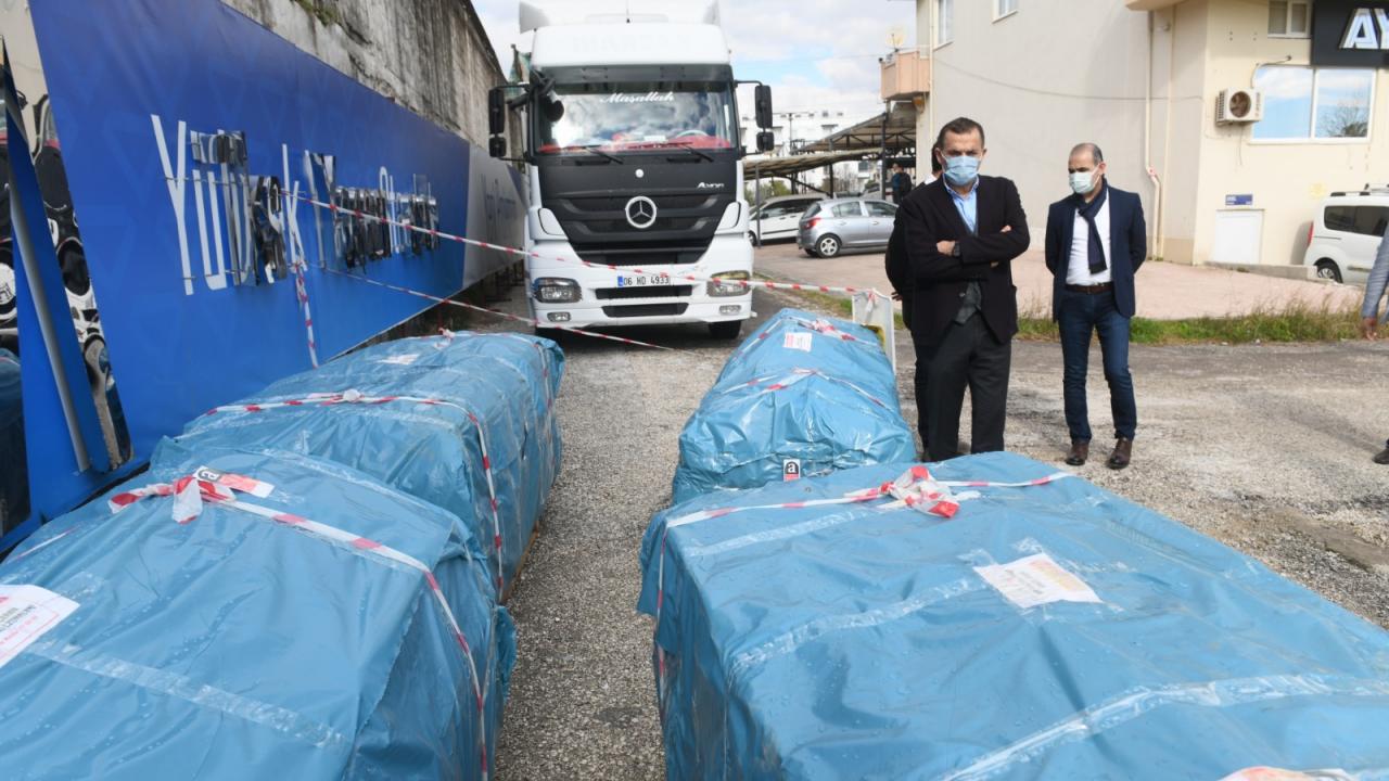 Yıkılacak binadan 20 ton asbestli malzeme söküldü