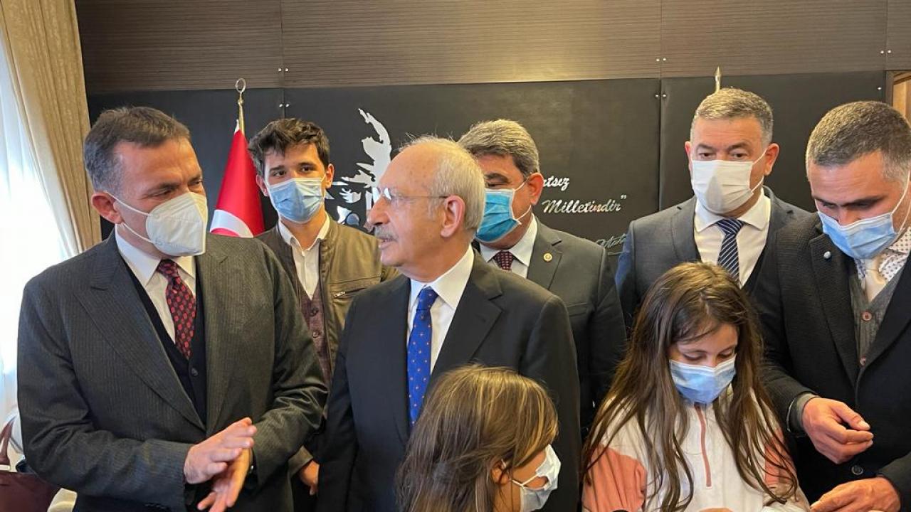 Başkan Özyiğit ve muhtarlar Kemal Kılıçdaroğlu ile buluştu