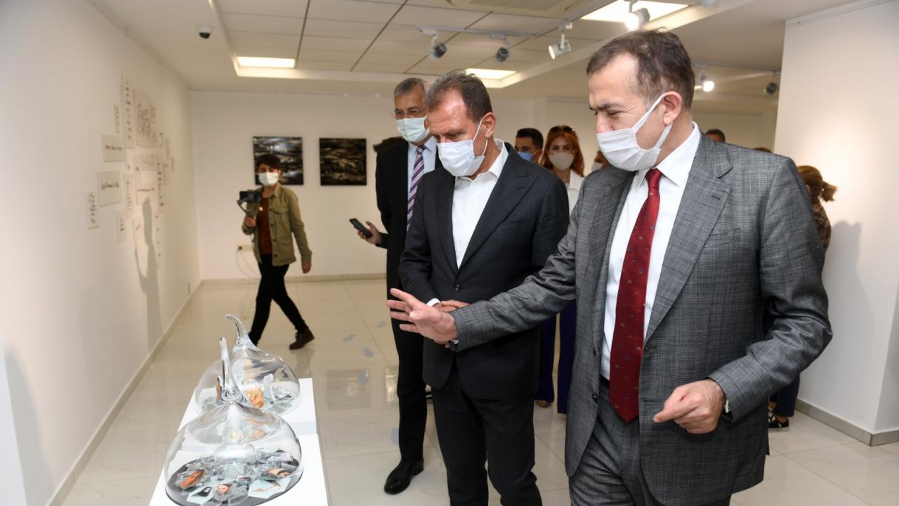 Kırılgan İmge Sergisi açıldı