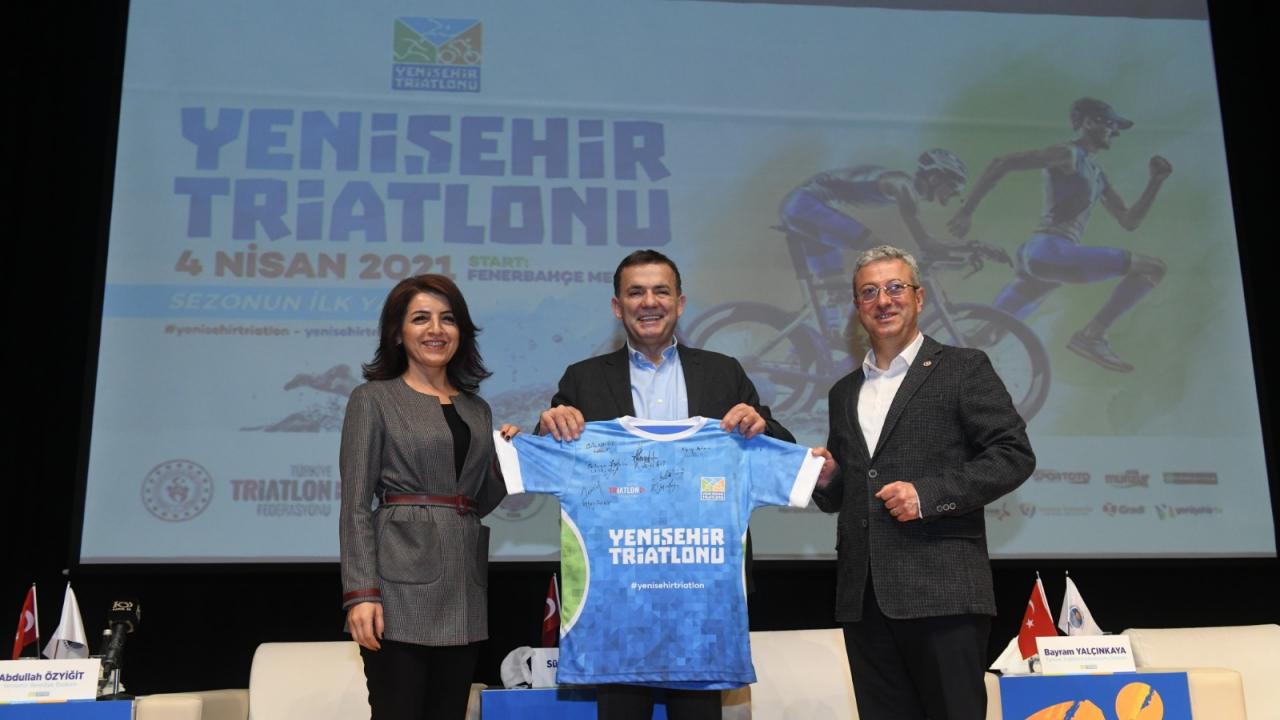 Başkan Özyiğit: Triatlon Mersin’e büyük katkı sunacak