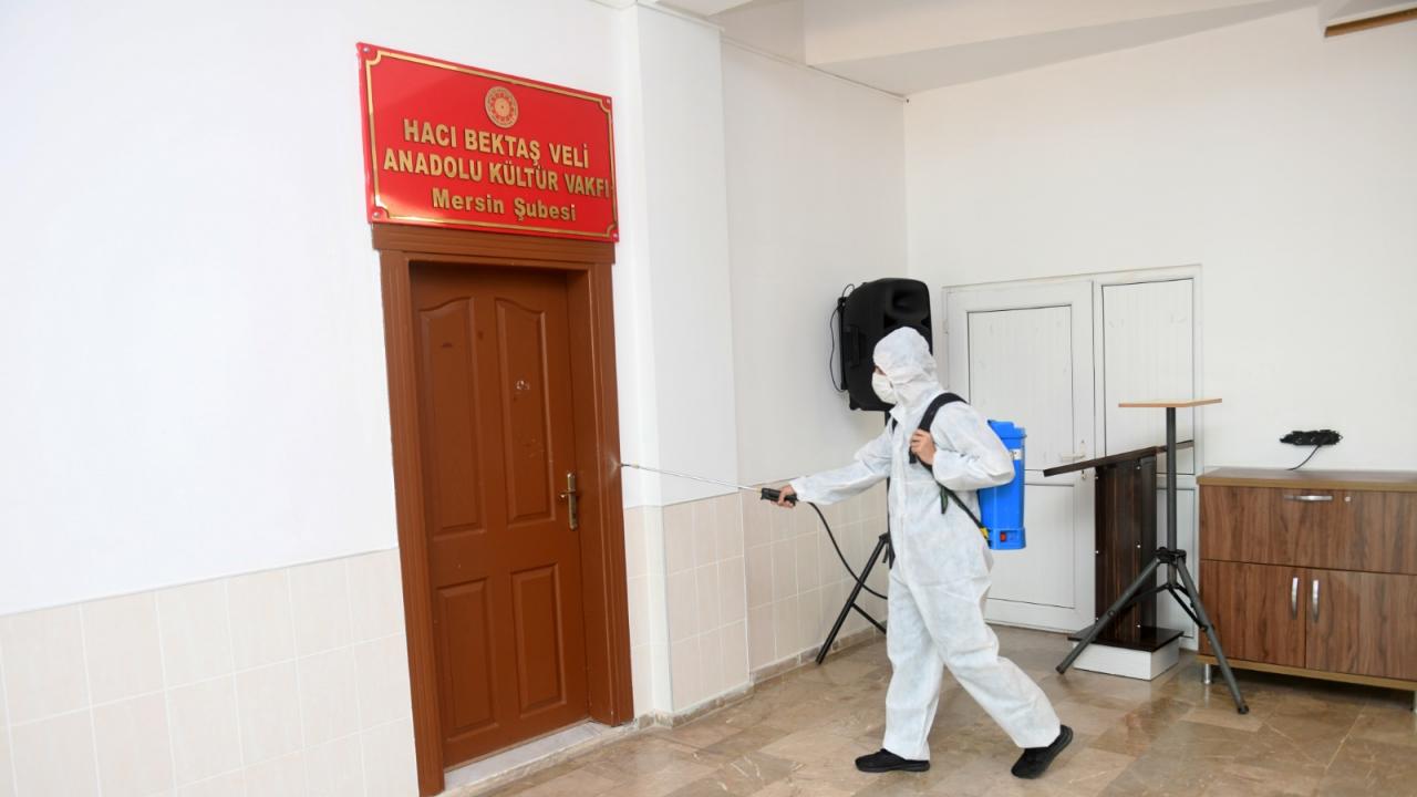 Yenişehir Belediyesi virüsle mücadeleye devam ediyor 