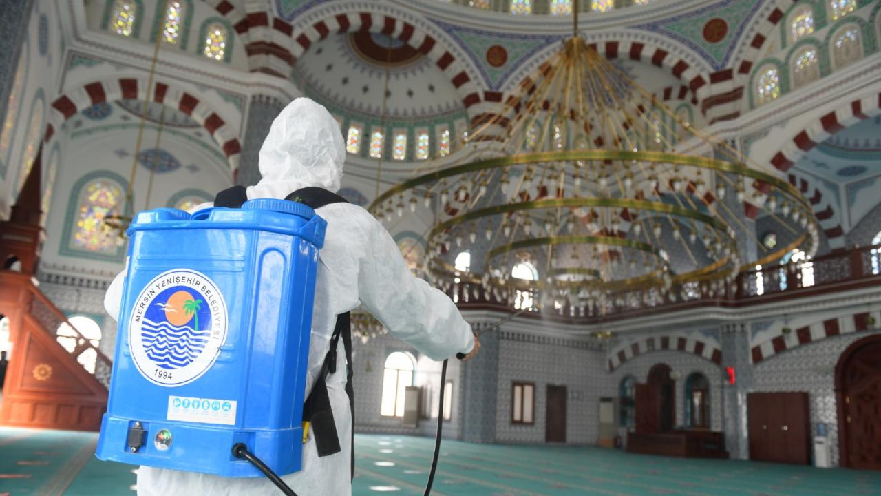 Yenişehir Belediyesi virüsle mücadeleye devam ediyor 