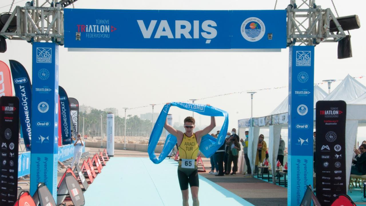 Yenişehir’de triatlon heyecanı yaşandı