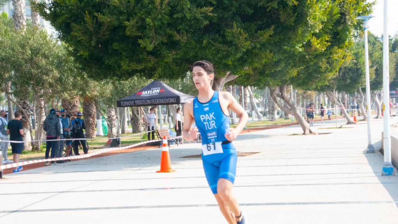 Yenişehir’de triatlon heyecanı yaşandı