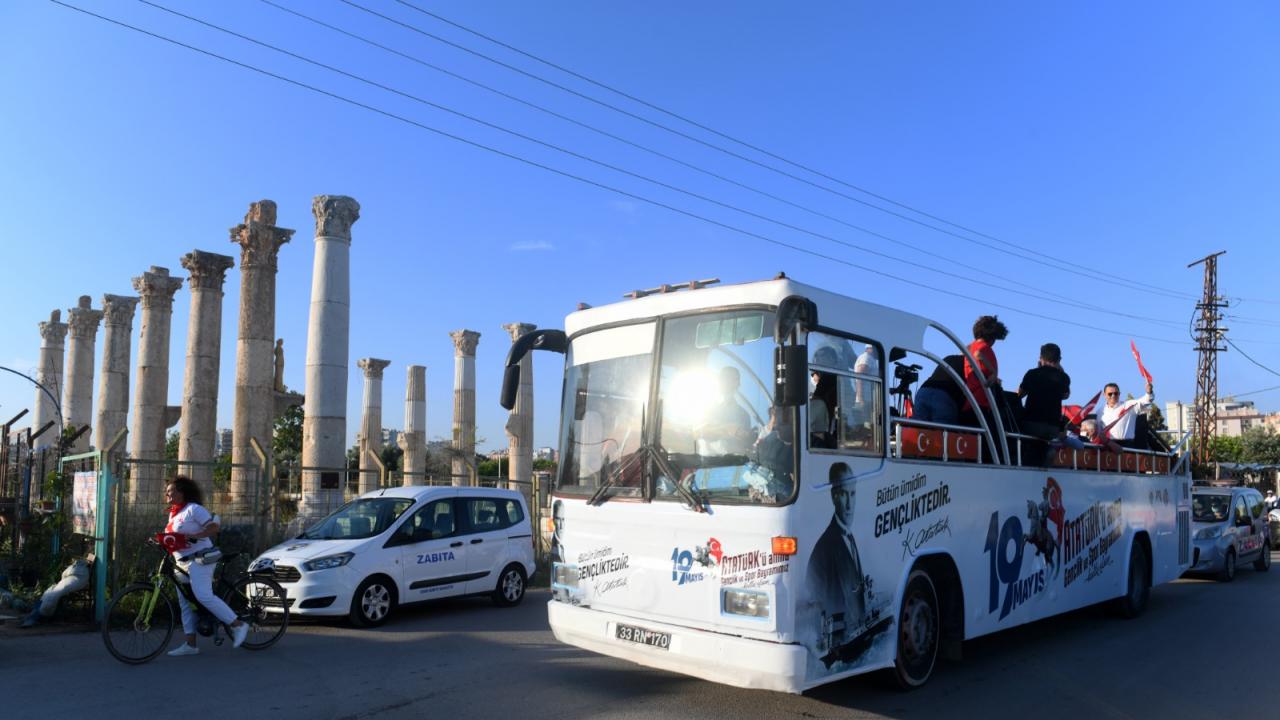 19 Mayıs coşkusu tüm kente yayıldı