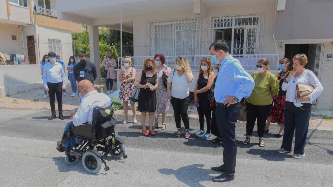 Yenişehir Belediyesinden engelli bireylere akülü sandalye